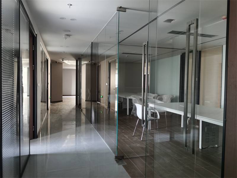 玻璃隔断